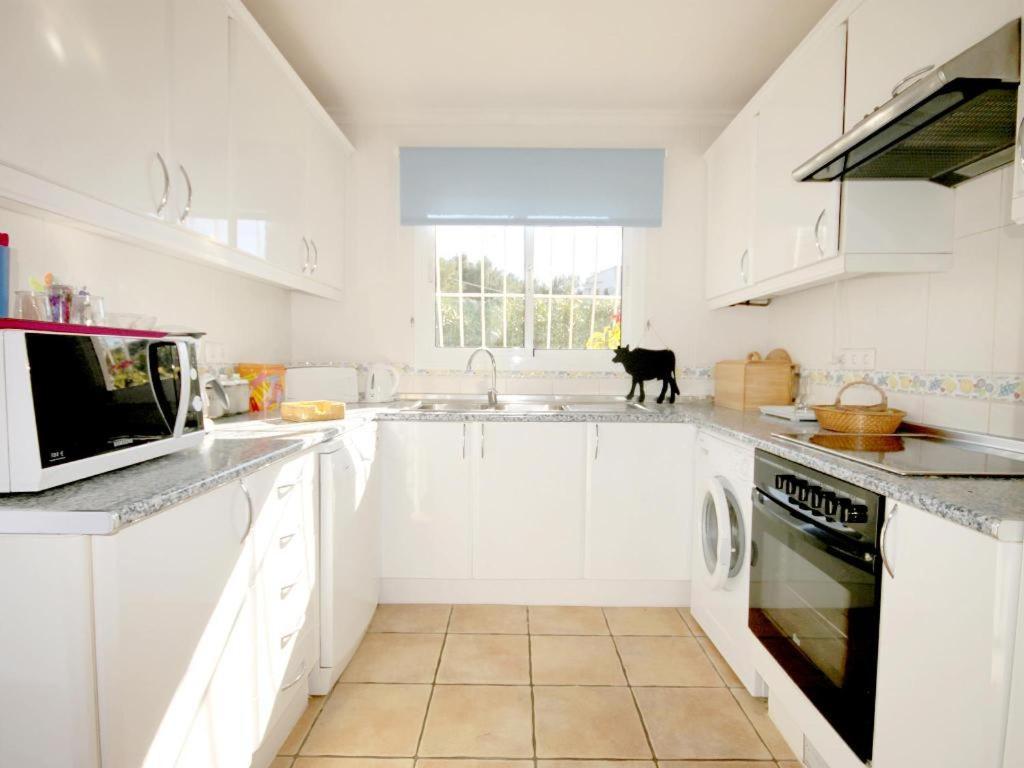 Holiday Home Anna Xabia Bagian luar foto
